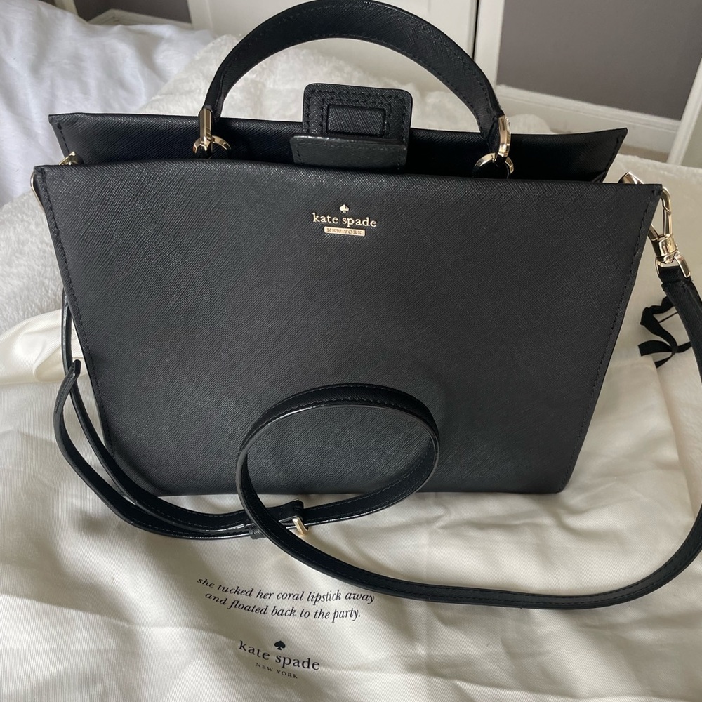 Make an offer! BRAND NEW•Kate Spade purse. Black crossbody with a single handle